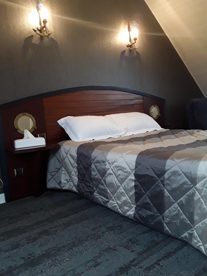 Les Ondines Hotel Saint-Guénolé Екстериор снимка